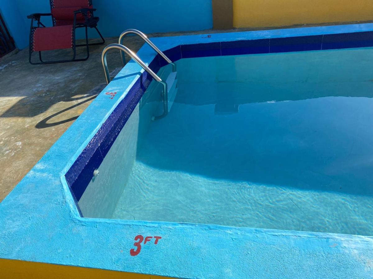 אוצ'ו ריוס Paradise Villa Shared Onsite Private Pool Onsite Gym מראה חיצוני תמונה